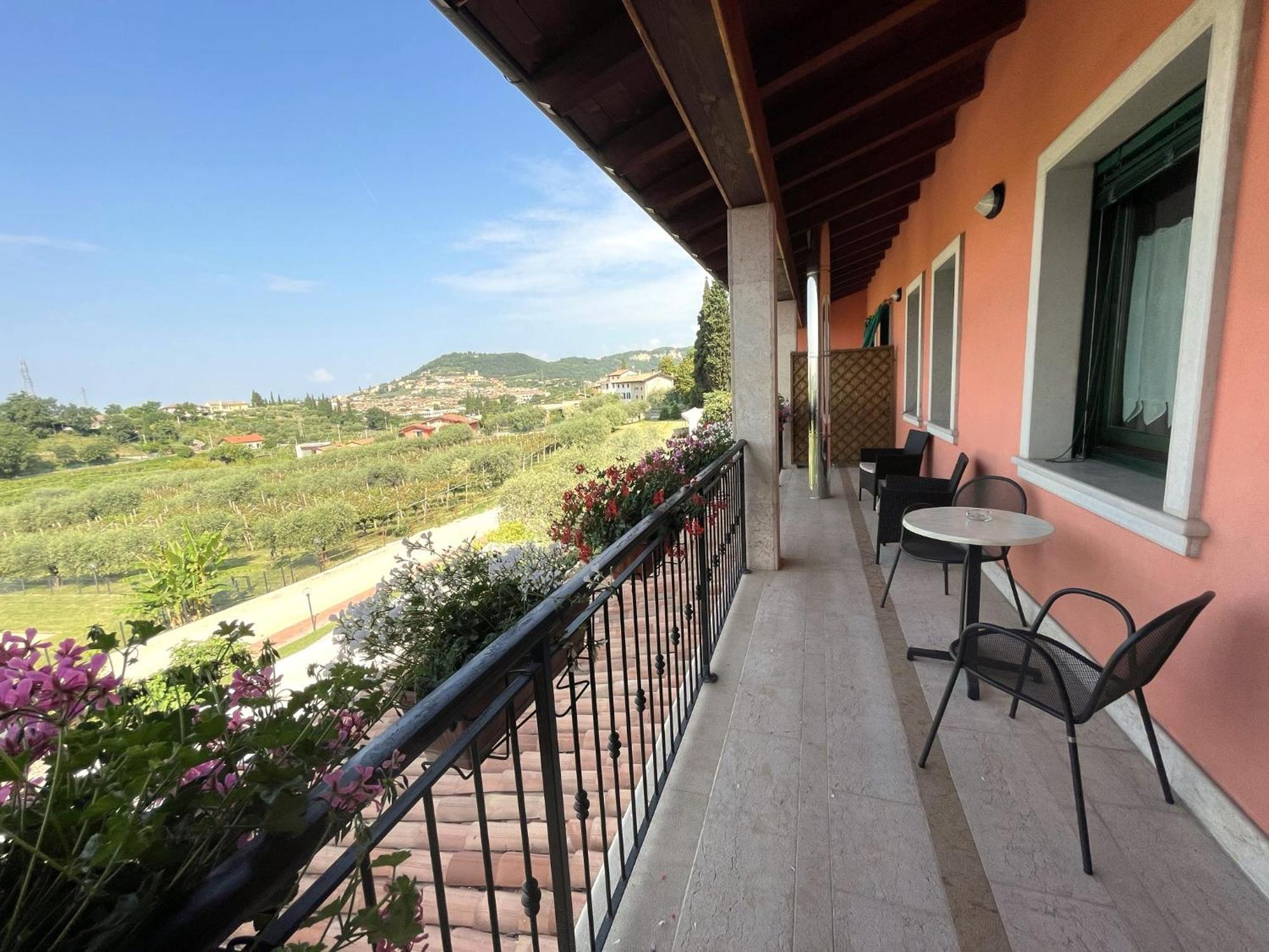 Villa Al Colle Cavaion Veronese Exterior foto